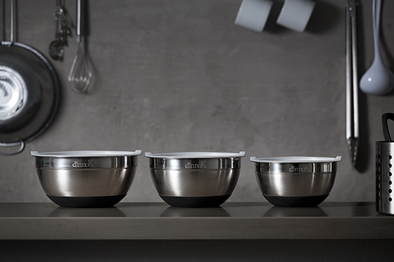 product photography mixing bowls