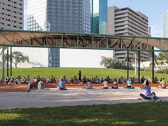 yoga in the park by Miami photographer 